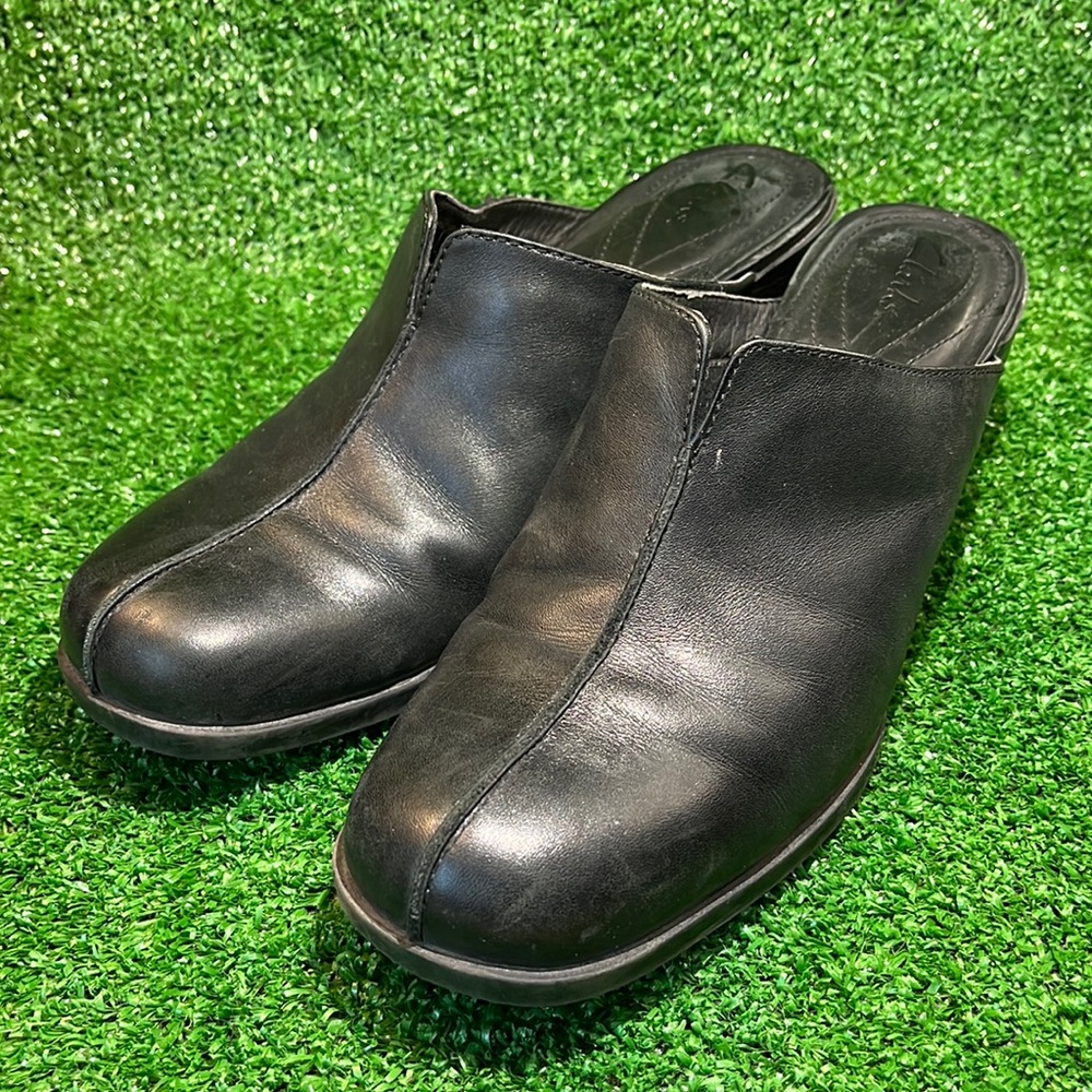 CLARKS Leather Slip-On Clogs - Size 9M